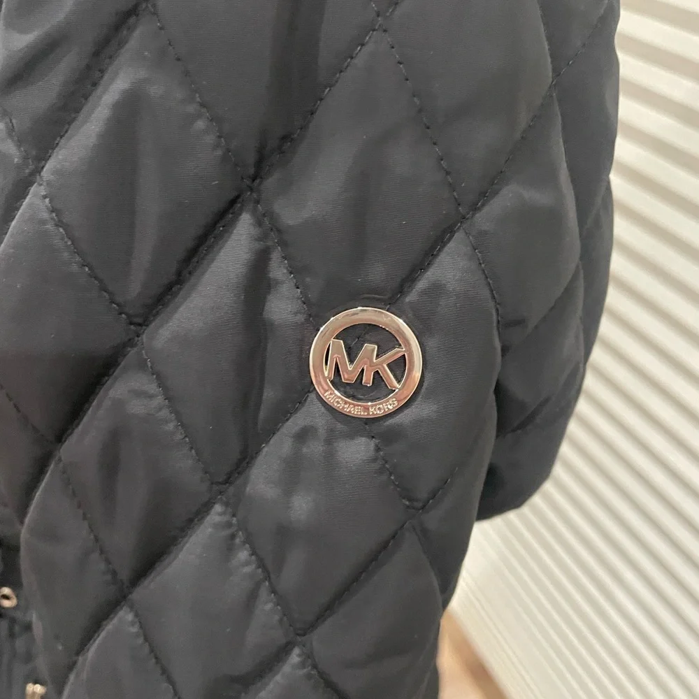 MICHAEL Michael Kors Black Quilted Jacket - Picture 3 of 7